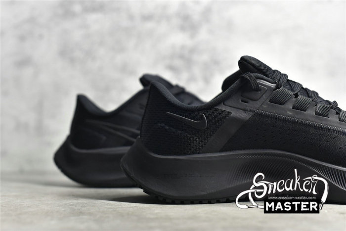 NIKE AIR ZOOM PEGASUS 38 BLACK/ANTHRACITE/VOLT/BLACK CW7356-001