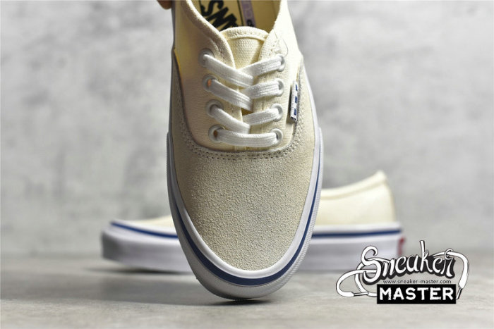 VANS SKATE AUTHENTIC LOW OFF WHITE/WHITE/BLUE VN0A5FC8OFW