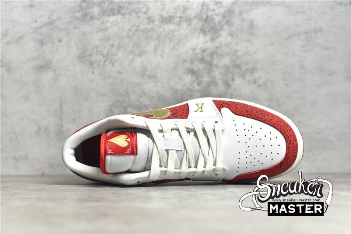 NIKE AIR JORDAN 1 LOW SE SPADES WHITE/UNIVERSITY RED/METALLIC GOLD DJ5185-100