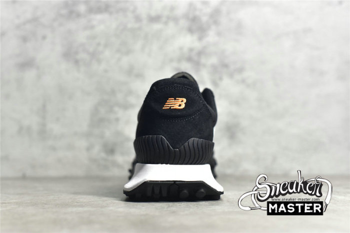 NEW BALANCE RUNNING SHOES BLACK/BLACK/WHITE XC-72-005