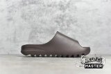ADIDAS YEEZY SLIDES SOOT/SOOT/SOOT G55495