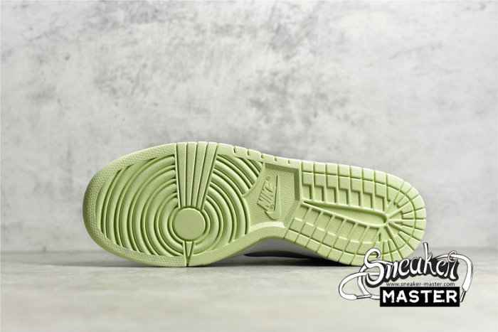 NIKE SB DUNK LOW LIGHT SOFT PINK/GHOST/LIME ICE/WHITE DD1503-600
