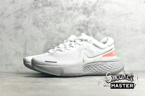 NIKE ZOOMX INVINCIBLE RUN FLYKNIT WHITE/PURE PLATINUM/CHILE RED/METALLIC SILVER CT2228-102