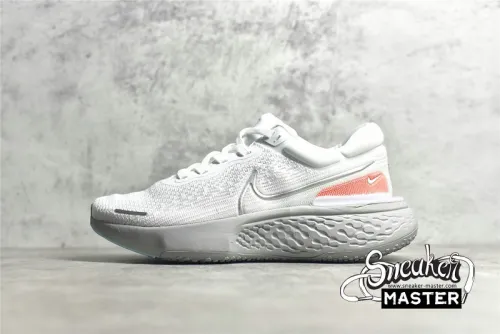 NIKE ZOOMX INVINCIBLE RUN FLYKNIT WHITE/PURE PLATINUM/CHILE RED/METALLIC SILVER CT2228-102