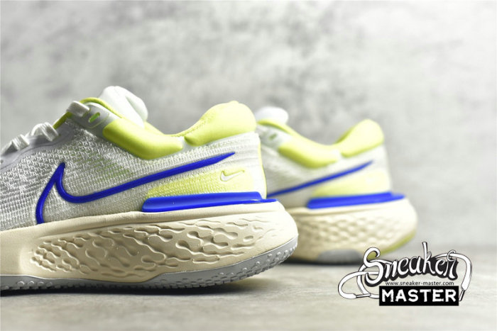 NIKE ZOOMX INVINCIBLE RUN FLYKNIT WHITE/CYBER/GREY FOG/RACER BLUE CT2228-101