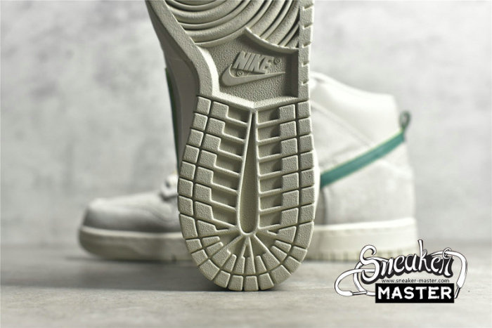 NIKE SB DUNK HIGH SE FIRST USE PACK LIGHT BONE/LIGHT BONE/SAIL/GREEN NOISE DH0960-001
