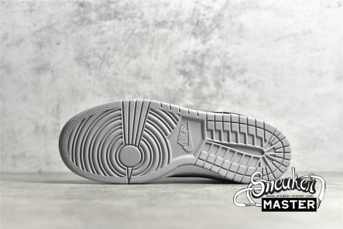 NIKE SB DUNK LOW SHIMMER SILVER/BLACK/WHITE DO5882-001