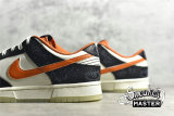NIKE SB DUNK LOW HALLOWEEN SAIL/STARFISH-BLACK DD3357-100