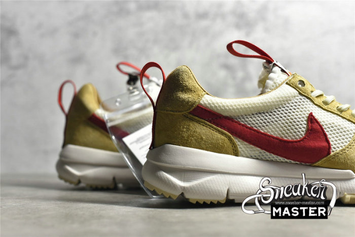 NIKE CRAFT MARS YARD 2.0 X TOM SACHS NATURAL/SPORT RED-MAPLE AA2261-100