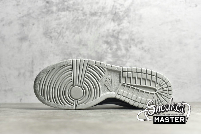 NIKE SB DUNK LOW WHITE/NEUTRAL GREY-BLACK 317813-101