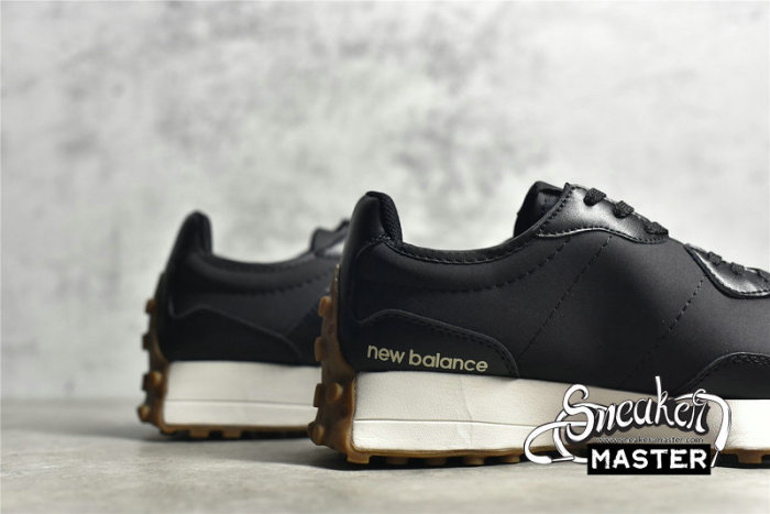 NEW BALANCE 327 V1 RUNNING SHOES BLACK/BLACK/PHANTOM WS327LB