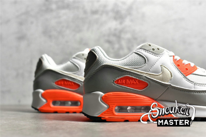 NIKE AIR MAX 90 WHITE/WHITE/HYPER ORANGE/LIGHT SMOKE GREY CT4352-103