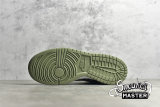 NIKE SB DUNK LOW SE BLACK/OIL GREEN/WHITE/TOTAL ORANGE DH0957-001