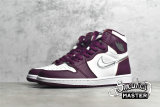 NIKE AIR JORDAN 1 RETRO HIGH OG BORDEAUX/WHITE/METALLIC SILVER 555088-611