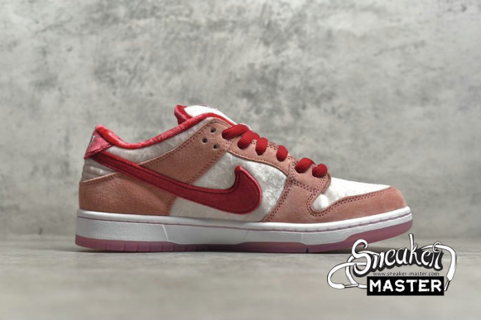 NIKE STRANGELOVE X DUNK LOW SB VALENTINE'S DAY BRIGHT MELON/GYM RED/MED SOFT PINK CT2552-800