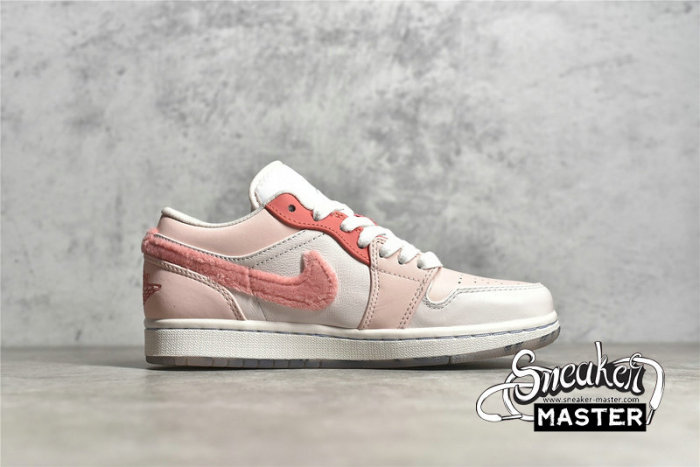 NIKE AIR JORDAN 1 LOW SE MIGHTY SWOOSHERS LIGHT SOFT PINK/PINK SALT DM5443-666