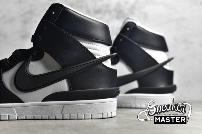 NIKE AMBUSH X SB DUNK HIGH WHITE/BLACK/SPRUCE AURA CU7544-001