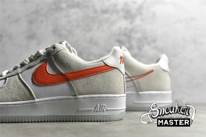 NIKE AIR FORCE 1 LOW 07 SE FIRST USE WHITE/ORANGE/SUMMIT WHITE/SAIL DA8302-101