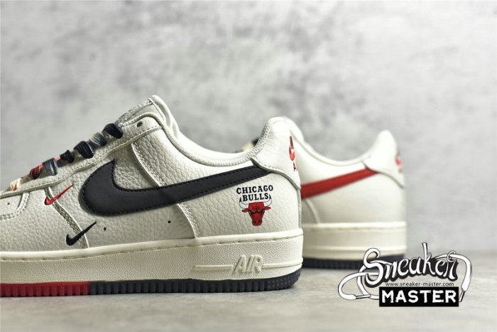 NIKE AIR FORCE 1 LOW 07 CHICAGO BULLS BEIGE/BLACK/RED CH2806-306