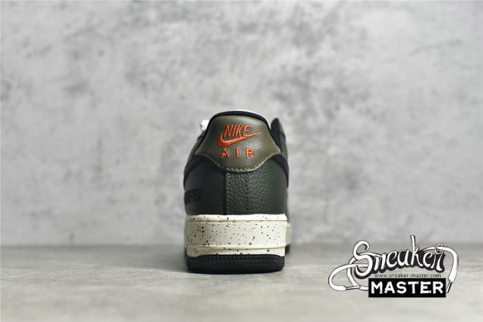 NIKE AIR FORCE 1 GORE-TEX ESCAPE MEDIUM OLIVE/BLACK/WHITE DM6435-222