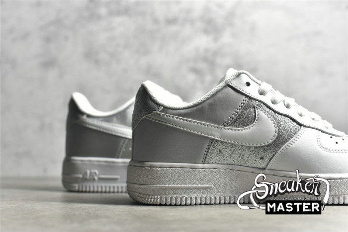 NIKE AIR FORCE 1 LOW 07 WHITE/METALLIC SILVER/WHITE DD6629-100