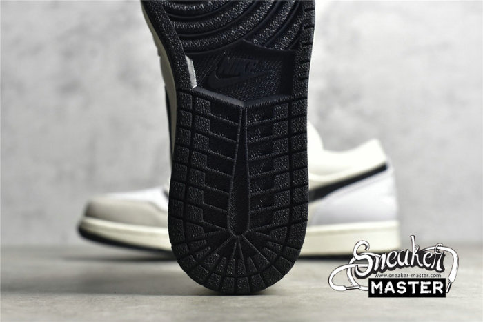 NIKE AIR JORDAN 1 LOW ASTROGRABBER WHITE/SAIL/BLACK DC3533-100