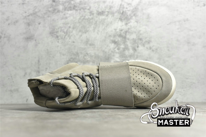 ADISAD YEEZY BOOST 750 OG LIGHT BROWN/CARBON WHITE/LIGHT BROWN B35309