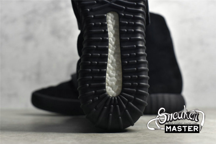 ADIDAS YEEZY BOOST 750 CORE BLACK/CORE BLACK/CORE BLACK BB1839