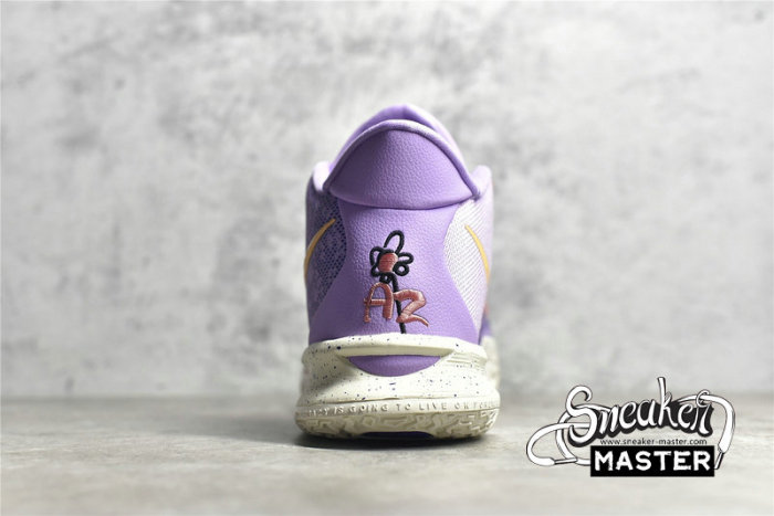 NIKE KYRIE 7 GS DAUGHTERS LILAC/INDIGO BURST/SAIL/MELON TINT CT4080-501