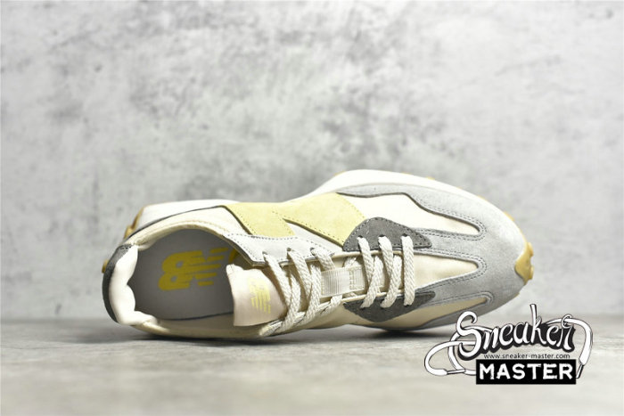 NEW BALANCE 327 RUNNING SHOES BEIGE/LIGHT GREY/LIGHT YELLOW WS327JTL