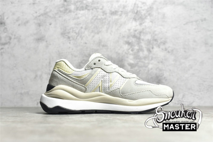 NEW BALANCE 57/40 RUNNING SHOES GOLD/ASPEN W5740WR1