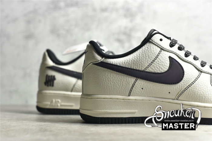 NIKE AIR FORCE 1 LOW 07 SU19 WHITE/WHITE/BLACK UN2588-121