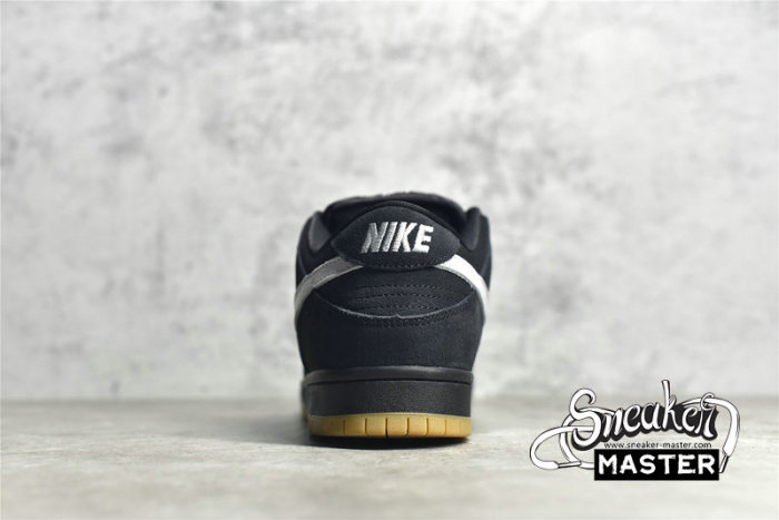 NIKE SB DUNK LOW FOG BLACK/BLACK-BLACK-COOL GREY BQ6817-010