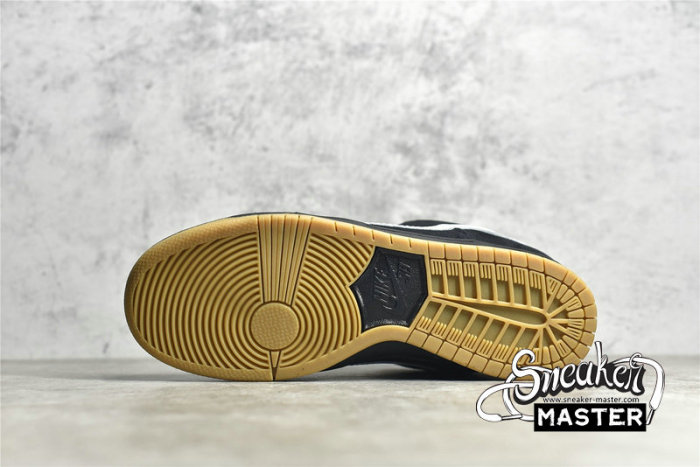 NIKE SB DUNK LOW FOG BLACK/BLACK-BLACK-COOL GREY BQ6817-010