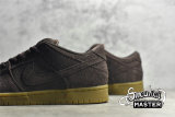 NIKE DUNK LOW PREMIUM SB BIG FOOT BAROQUE BROWN/BAROQUE BROWN-GUM LIGHT BROWN 313170-222