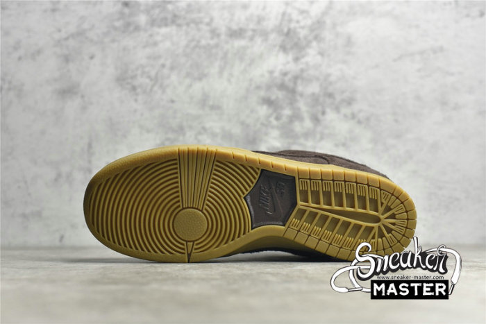 NIKE DUNK LOW PREMIUM SB BIG FOOT BAROQUE BROWN/BAROQUE BROWN-GUM LIGHT BROWN 313170-222