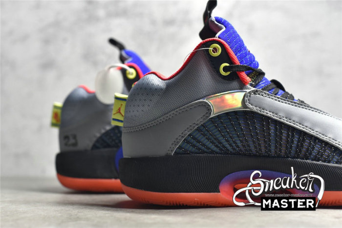 NIKE AIR JORDAN 35 CENTER OF GRAVITY GLACIER GREY/LASER CRIMSON/BLACK DC1492-001