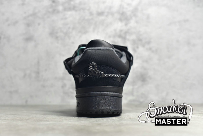 ADIDAS FORUM LOW X BAD BUNNY CORE BLACK/CORE BLACK/CORE BLACK GW0266