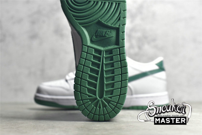  NIKE SB DUNK LOW WHITE/LUCKY GREEN/WHITE DD1503-112