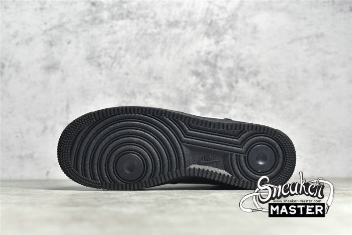 NIKE AIR FORCE 1 LOW 07 BLACK/BLACK/WHITE AA4083-001