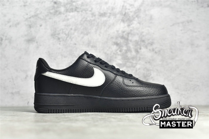 NIKE AIR FORCE 1 LOW 07 BLACK/BLACK/WHITE AA4083-001