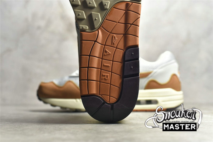 NIKE PATTA X AIR MAX 1 MONARCH METALLIC SILVER/MONARCH/PURE PLATINUM DH1348-001