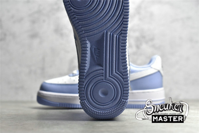 NIKE AIR FORCE 1 LOW WHITE/WHITE-ICE BLUE-OBSIDIAN 307109-118