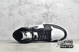 NIKE AIR JORDAN 1 RETRO HIGH OG BLACK/WHITE-BLACK 555088-010
