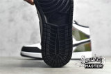 NIKE AIR JORDAN 1 MID SE HEAT REACTIVE COLOR CHANGE WHITE/BLACK DM7802-100