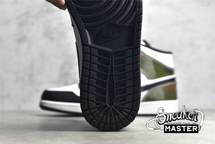 NIKE AIR JORDAN 1 MID SE HEAT REACTIVE COLOR CHANGE WHITE/BLACK DM7802-100