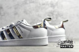 ADIDAS SUPERSTAR SHOES CLOUD WHITE/CAMO/CLOUD WHITE GV9698