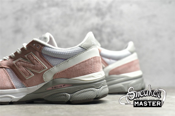 NEW BALANCE RUNNING SHOES MADE IN ENGLAND PASTEL ROSE/WHITE W7709DB