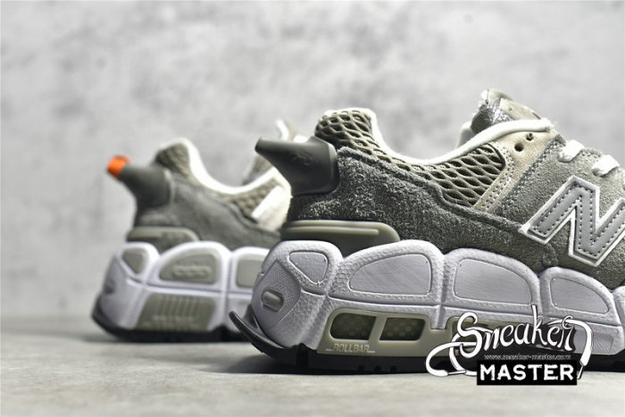 NEW BALANCE SALEHE BEMBURY X 574 YURT SHARK SKIN/WHITE MS574YSC