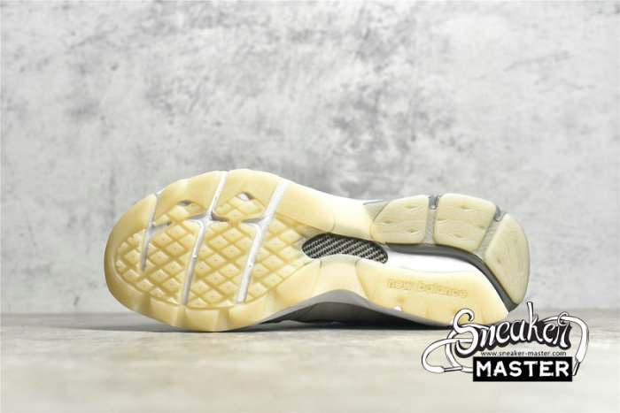 NEW BALANCE RUNNING SHOES VODKA CAVIAR WHITE/WHITE/WHITE M7709CV